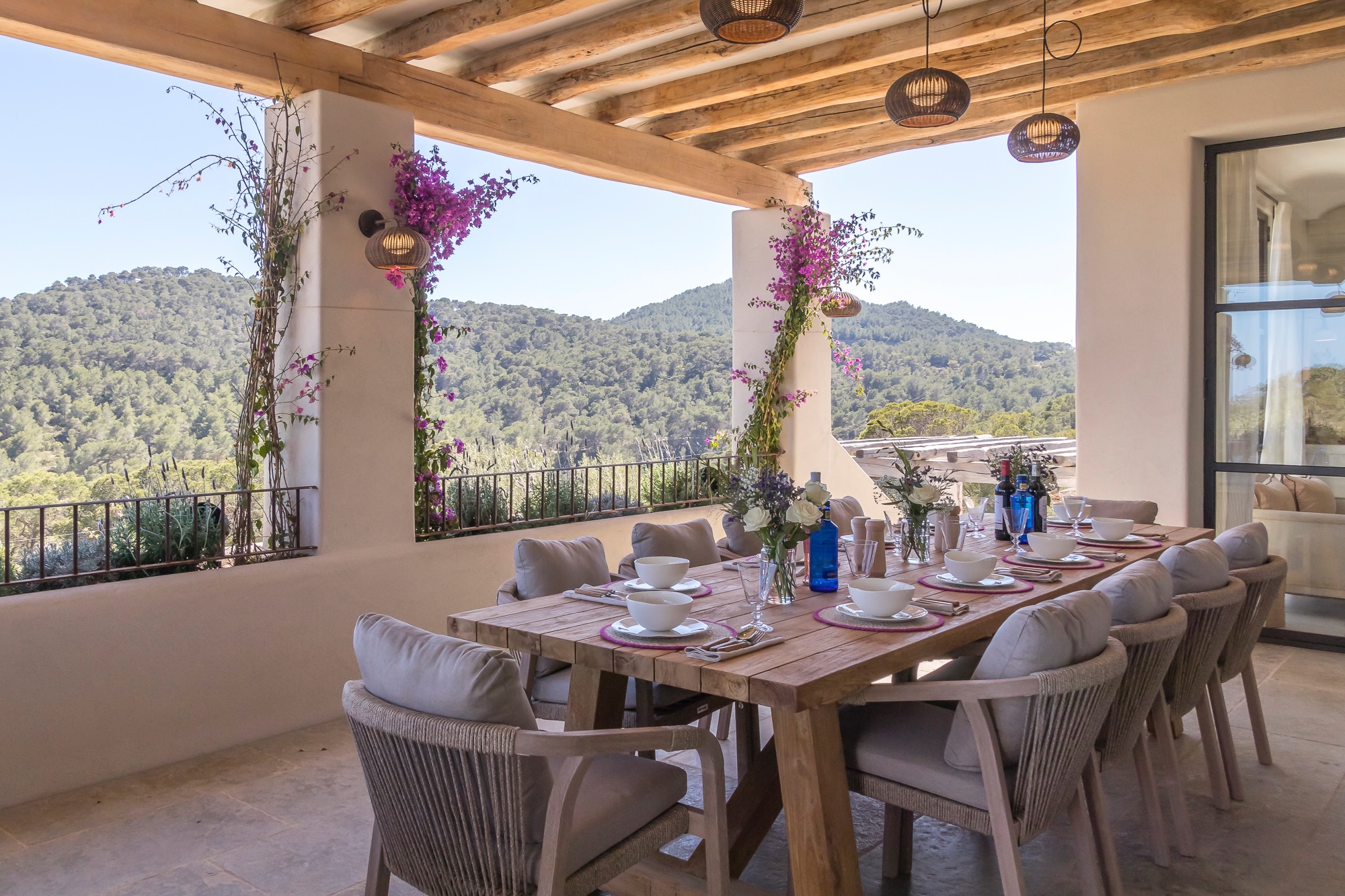 Main terrace for al-fresco dining