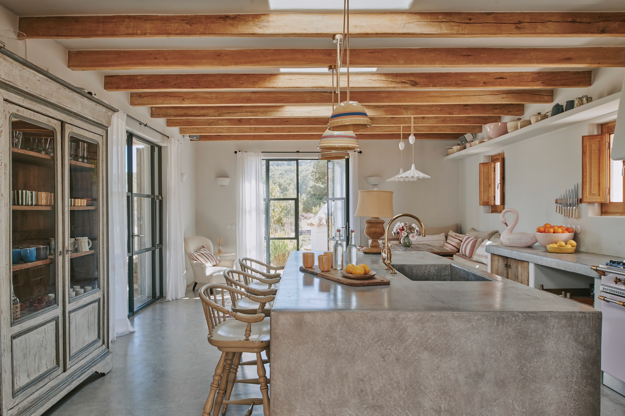 Spacious kitchen with every top appliance